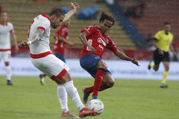 Con gol de Germán Cano de penalti (60'), el DIM se quedó con los tres puntos ante Santa Fe que, sigue sin ganar en la Liga y es penúltimo con 6 unidades.