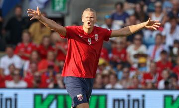 El máximo goleador de la Premier por segundo año consecutivo no estará en la Eurocopa. Noruega coincidió en la fase de clasificación con España, Escocia y Georgia, pero estos tres sí que lograron su billete a Alemania. No lo pudo hacer Noruega. La Euro no tendrá el actractivo de contar con el delantero del Manchester City.