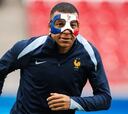 Mbappé se entrena con una máscara... ¡con la que no podrá jugar!