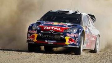 <b>ESTRATEGIA. </b>Ogier (en la imagen) y Loeb se dejaron superar.