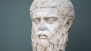 Platón, filósofo griego: “No es en los hombres sino en las cosas donde hay que buscar la verdad”