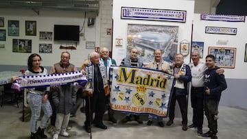 La peña posa para AS.