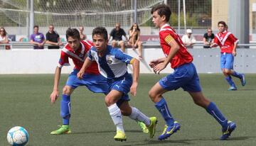 Nico Melamed, jugando con los infantiles del Espanyol, hace siete temporadas.