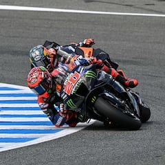 Podio de Pedrosa en el esprint por sanción a Quartararo