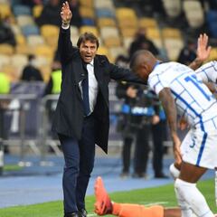 "Garra y maldad": los nuevos elogios de Conte a Vidal