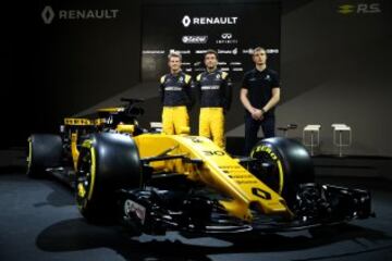 Jolyon Palmer y Nico Hulkenberg y Sergey Sirotkin.