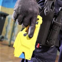 Coronavirus Argentina: ¿por qué el Gobierno rechaza las pistolas Taser?