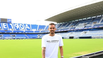 El Málaga, con Manu Molina, asoma la cabeza.