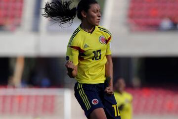 El equipo colombiano venció 7-0 a Uruguay en el debut en la Copa América Femenina con póquer de Catalina Usme y goles de Yoreli Rincón, Daniela Montoya e Isabella Echeverri.