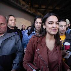 Why did Alexandria Ocasio-Cortez criticize New York Democratic Party leadership despite winning?