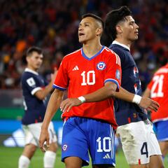 “¿Es la Selección o un equipo de Tercera?”: Alexis le pega a la ANFP y da un candidato para DT