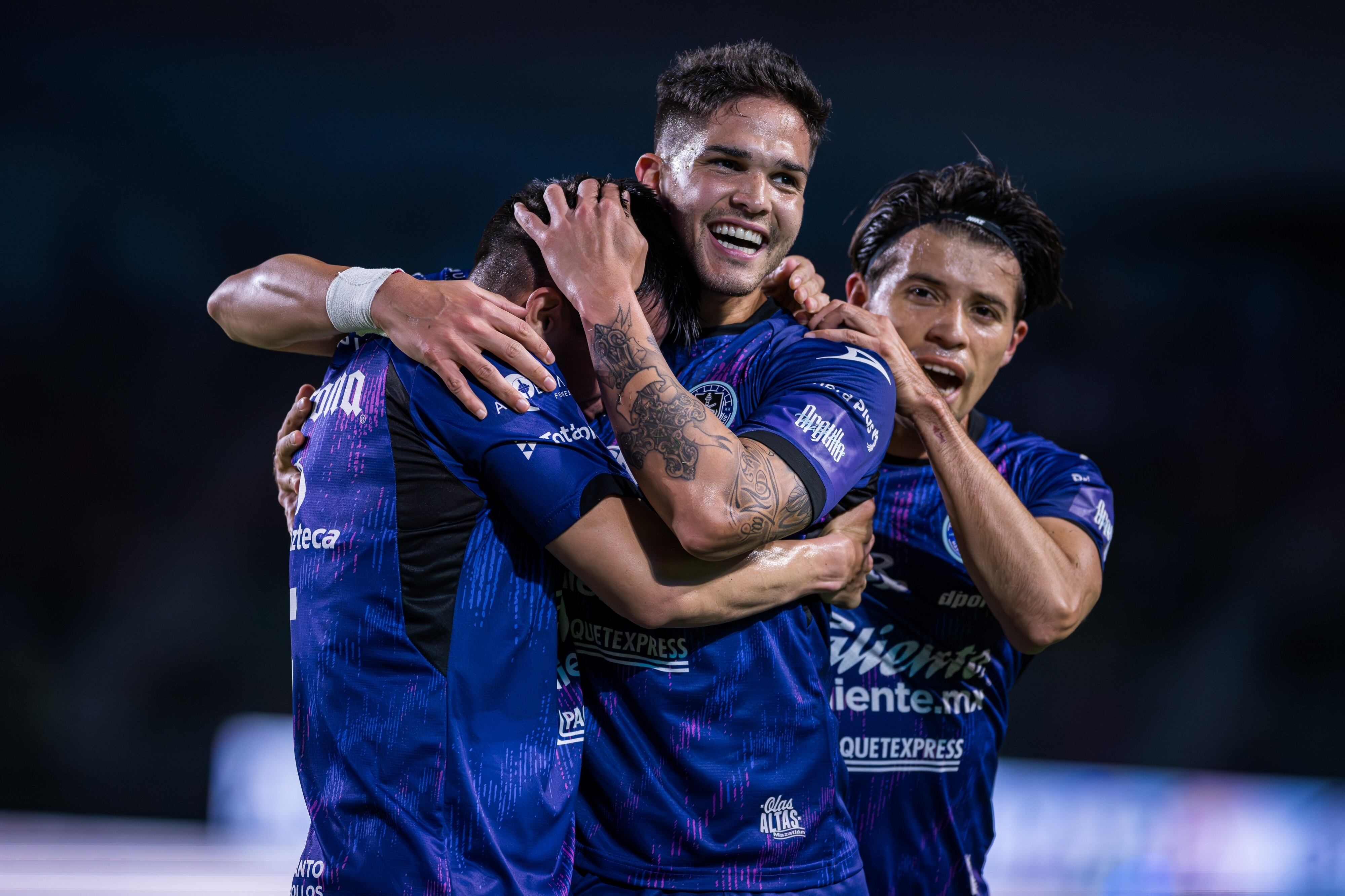 Facundo Almada celebrates his goal 1-0 with Luis Amarilla and Bryan Colula of Mazatlan during the 3rd round match between Mazatlan FC and Toluca as part of the Liga BBVA MX, Torneo Clausura 2025 at El Encanto Stadium, on January 24, 2025 in Mazatlan, Sinaloa, Mexico.