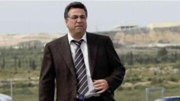 "La plantilla que ascienda jugará en Primera División"