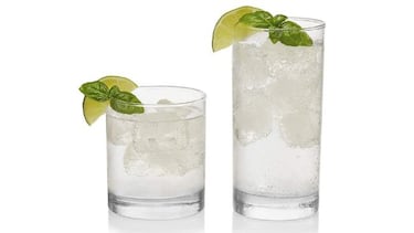 Este es el set de 24 vasos de vidrio más vendido de Amazon México