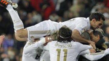 El Madrid camina hacia los 100 puntos y 129 goles