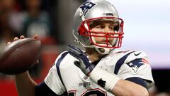 FILE PHOTO: NFL Football - Super Bowl LIII - New England Patriots v Los Angeles Rams - Mercedes-Benz Stadium, Atlanta, Georgia, U.S. - February 3, 2019. New England Patriots&#039; Tom Brady in action. REUTERS/Kevin Lamarque/File Photo