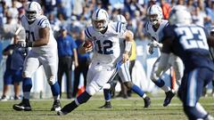 NASHVILLE, TN - OCTOBER 23: Andrew Luck #12 of the Indianapolis Colts runs with the ball against the Tennessee Titans in the fourth quarter of the game at Nissan Stadium on October 23, 2016 in Nashville, Tennessee. The Colts defeated the Titans 34-26.   Joe Robbins/Getty Images/AFP
 == FOR NEWSPAPERS, INTERNET, TELCOS &amp; TELEVISION USE ONLY ==