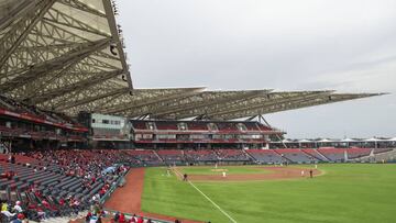 Diablos Rojos y Pericos se citan para la historia en el Harp Helú