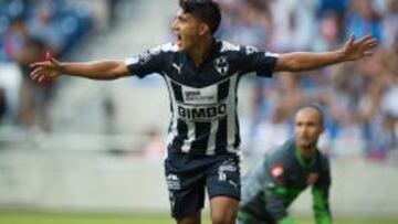 Efra&iacute;n Ju&aacute;rez celebra su gol ante Correcaminos