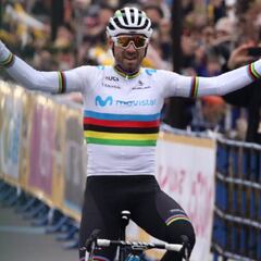 Valverde descubre en Saitama cómo es ganar con el arcoíris