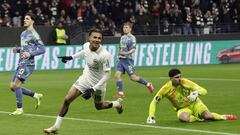 El Eintracht despide al Ajax