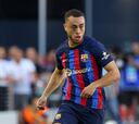 Xavi elogia a Sergiño Dest y confirma su continuidad en el Barcelona