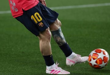 Soccer Football - Champions League Quarter Final Second Leg - FC Barcelona v Manchester United - Camp Nou, Barcelona, Spain - April 16, 2019 Barcelona's Lionel Messi during the warm up before the match REUTERS/Sergio Perez