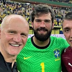 Liverpool sign Claudio Taffarel