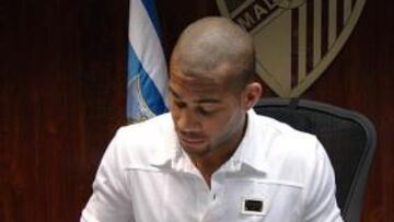El central Onyewu, cuarto y último fichaje blanquiazul