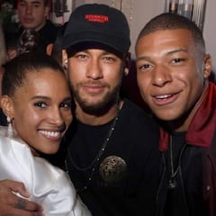 La lujosa fiesta de Neymar y Mbappé en París rodeados de modelos