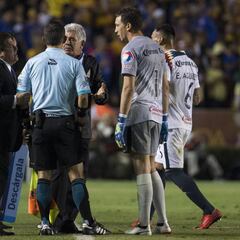 Miguel Herrera: "No sé que pasó con el árbitro", polémica en el Volcán