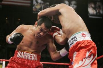 En ese mismo a?o, el 2007, Pacquiao se enfrent¨® por segunda vez a Marco Antonio Barrera, al que derrot¨® en la revancha por decisi¨®n un¨¢nime. Un combate muy caldeado, de los mejores de ambos.