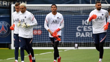 El estratega argentino habl&oacute; sobre el posible debut de Gianluigi Donnarumma, en el duelo de este viernes, en el que PSG visitar&aacute; al Stade Brestois.