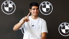 El tenista español Carlos Alcaraz, durante un acto publicitario junto a la marca de coches BMW.