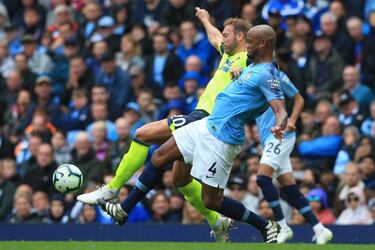 Guardiola proud to work with "special" Kompany
