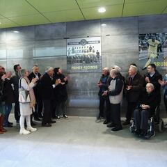 El Villarreal incorpora a su Paseo de Leyendas el ascenso del 70 y la Europa League