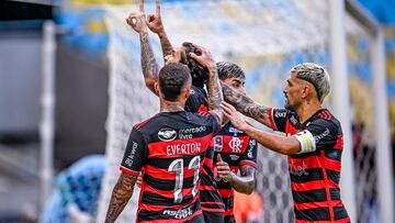 Jugadores de Flamengo en partido del Torneo Carioca.