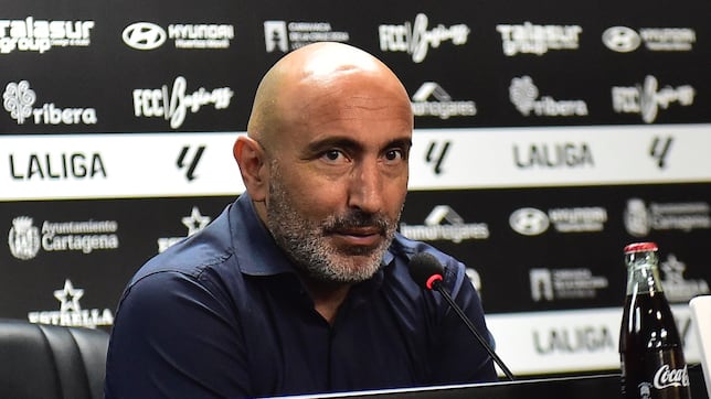 Abelardo: “El equipo debe incentivar a la afición, hay que ser ambiciosos”