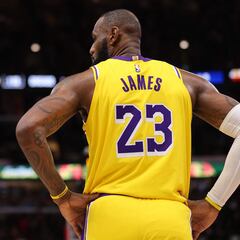 The NBA giant that has made “multiple calls” to the Lakers over LeBron James