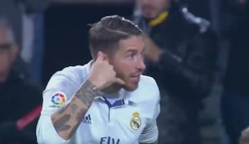 Sergio Ramos celebrando el tanto del empate a uno ante el Barcelona en el Camp Nou.