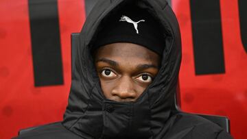 Incendio Leão en Milán... el Barça, atento