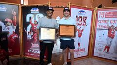 Salón de la Fama reconoce logros de Trevor Bauer y Robinson Canó