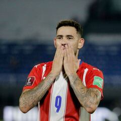 Sanabria responde a la polémica con Messi: “No haría nunca nada parecido”