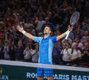 Djokovic toma distancia en París y por el número uno
