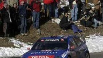 Loeb brilla en la segunda jornada; Gronholm sigue líder