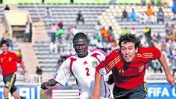 <b>SUPERIOR. </b>Carmona se va de Zonda en el triunfo sobre Malaui.