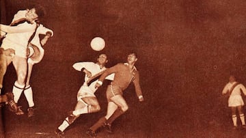 8-5-1963: El segundo gran amistoso de la U ese año fue en Europa, y en Italia, consiguió un gran triunfo sobre el Inter de Milán por 2-1.