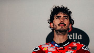 Pecco Bagnaia, piloto Ducati, en el podio de Jerez de MotoGP.