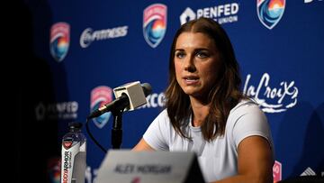 SAN DIEGO, CALIFORNIA - SEPTEMBER 06: Alex Morgan speaks to the media during a press conference at Snapdragon Stadium on September 06, 2024 in San Diego, California. Morgan announced on Thursday that she would be retiring from professional soccer after 15 years and said she is expecting her second child. Orlando Ramirez/Getty Images/AFP (Photo by Orlando Ramirez / GETTY IMAGES NORTH AMERICA / Getty Images via AFP)