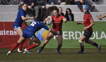 Imágenes de la semifinal del Campeonato de Europa de rugby femenino disputada en el Estadio Central de la Universidad Complutense entre la selección española, dirigida por José Antonio Barrio, y la selección rusa.